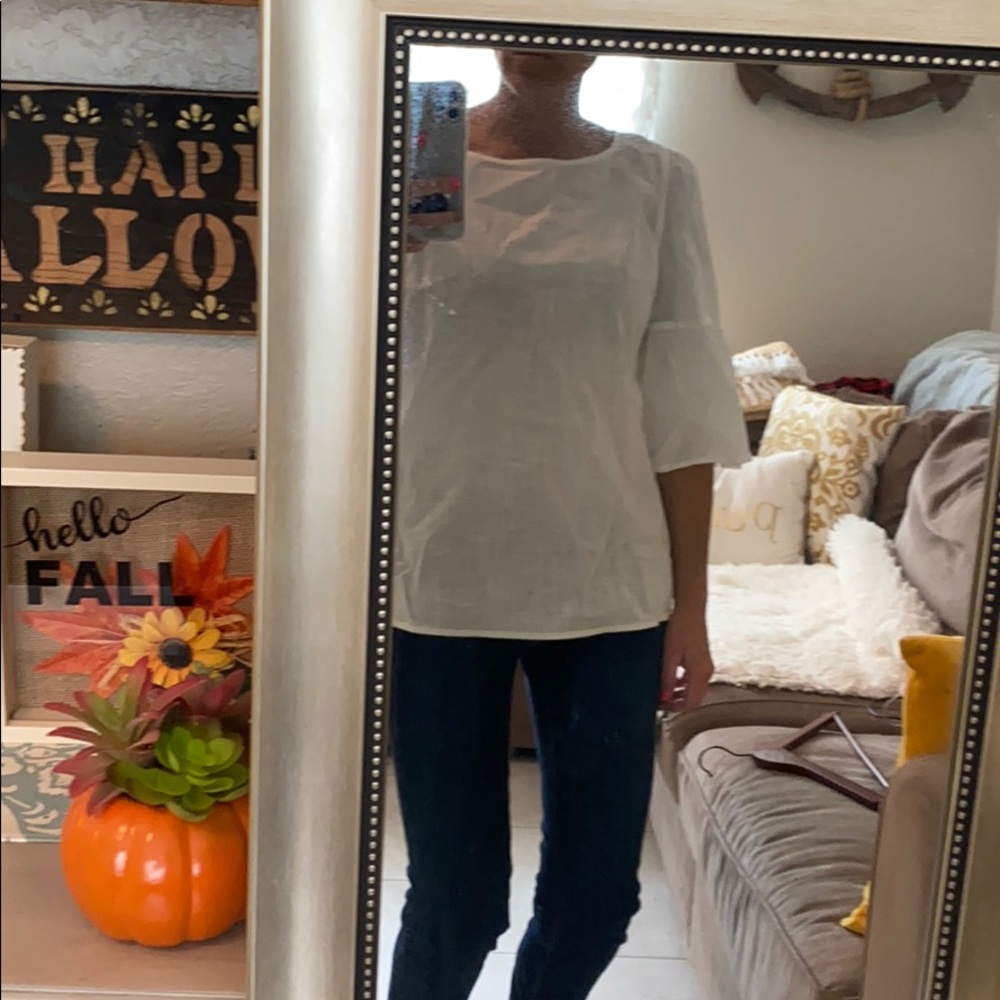 Linen bell sleeve top